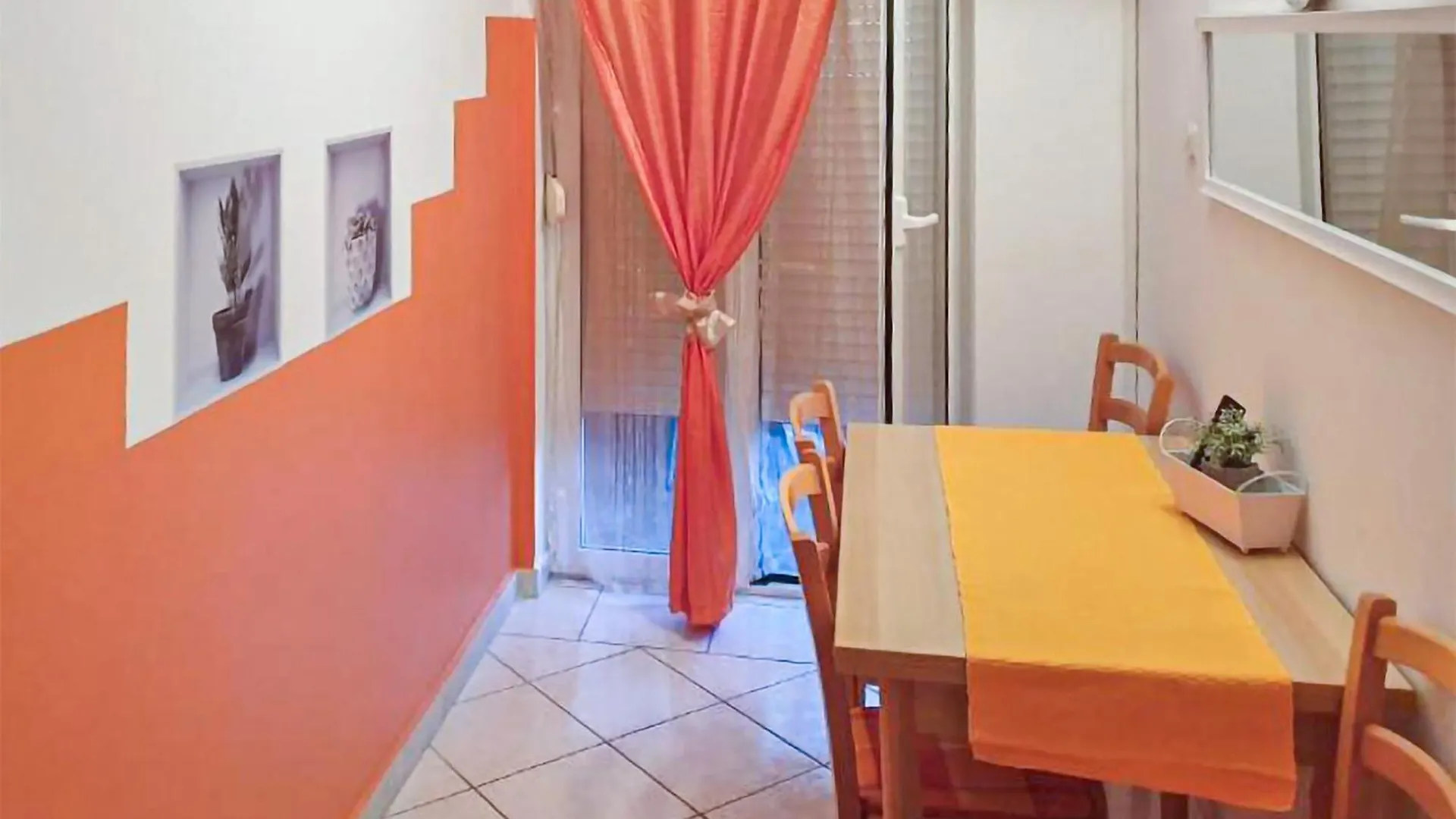 2 Bedroom Cozy Apartment In Biograd Biograd Na Moru 0*,