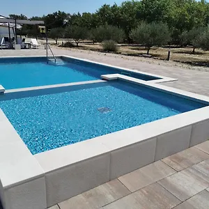Grande Glamping With Pool Tente de luxe